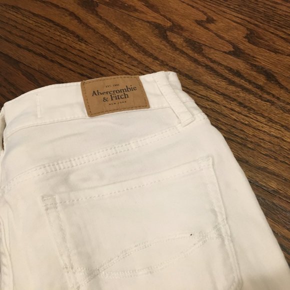 white abercrombie & fitch skinny jeans - Picture 5 of 5